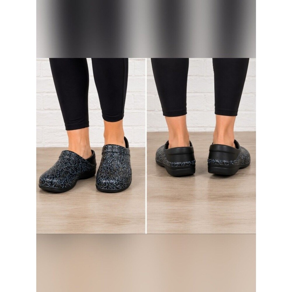 Crocs At Work Bistro Clogs Women's 7W  Black Gray Speckled Slip Resistant
